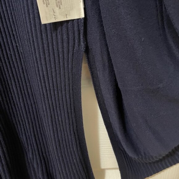 Fabulous Spring or Fall Sweater! Calf Length Navy Blue - Picture 2 of 7